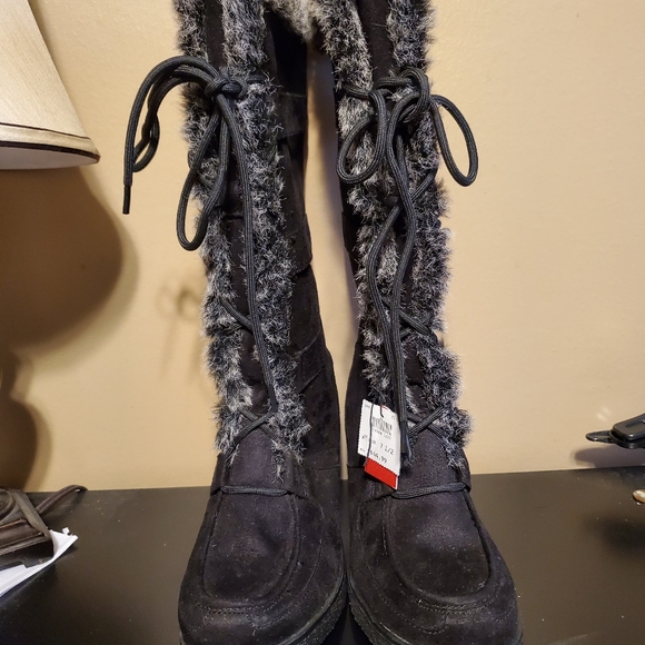 NWT American Eagle boots - Picture 2 of 6